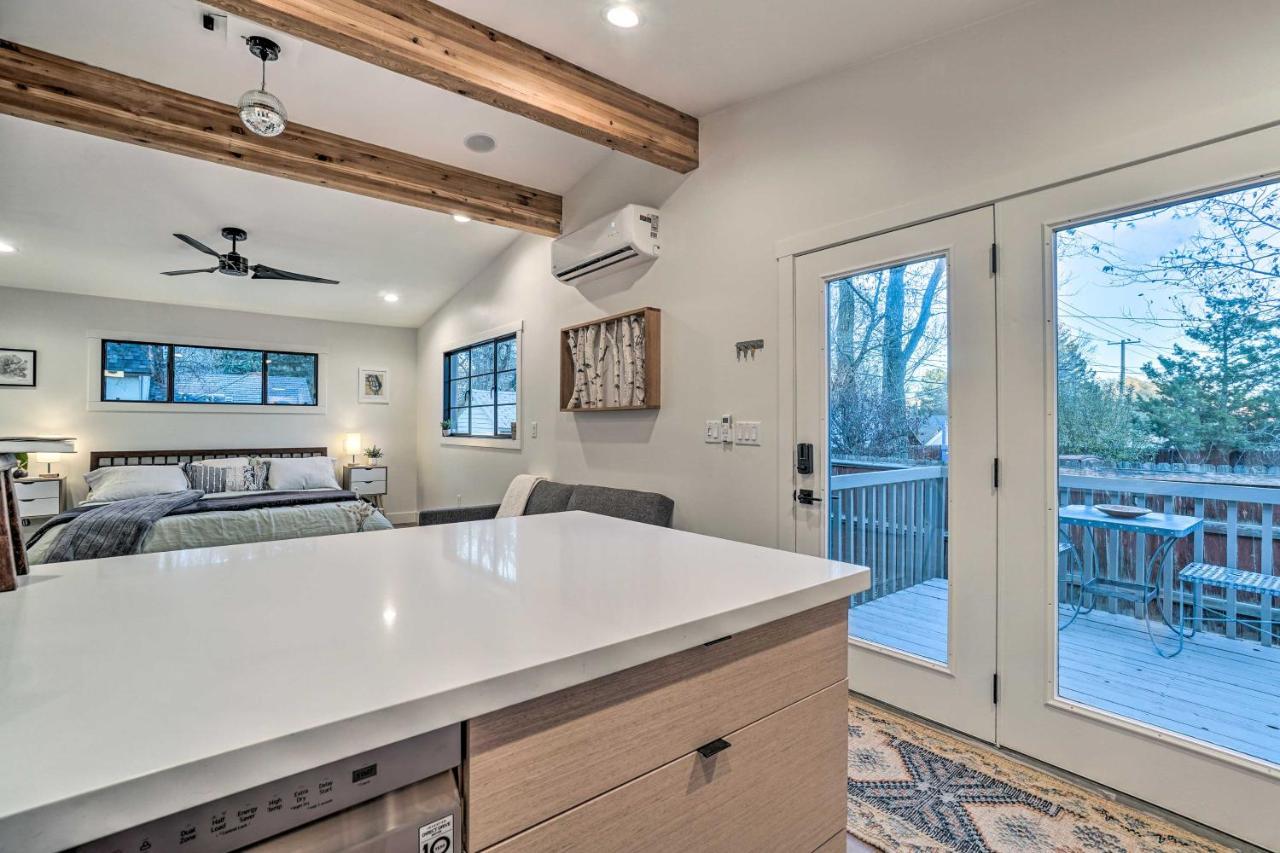 Cozy Flagstaff Studio With Patio - Near Dtwn! Εξωτερικό φωτογραφία